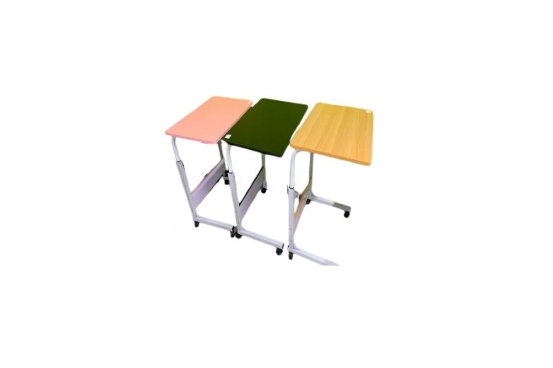 MESA PEQUEÑA CON COLORES