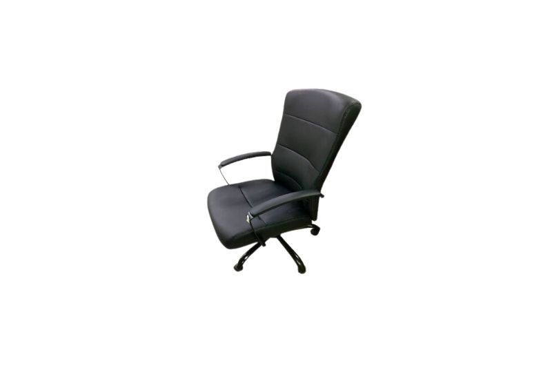 SILLA EN PIEL MILANO 13500