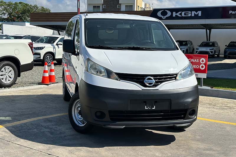 Nissan NV 200 2020