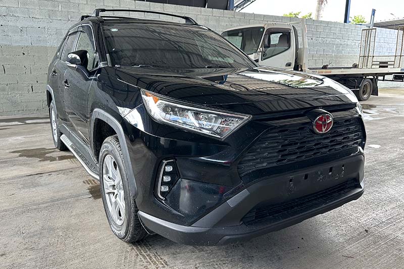 TOYOTA RAV4 XLE 2019
